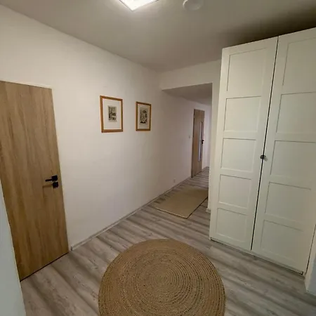 Nesthome Family House Mosnov Airport * Petrvald (Novy Jicin)